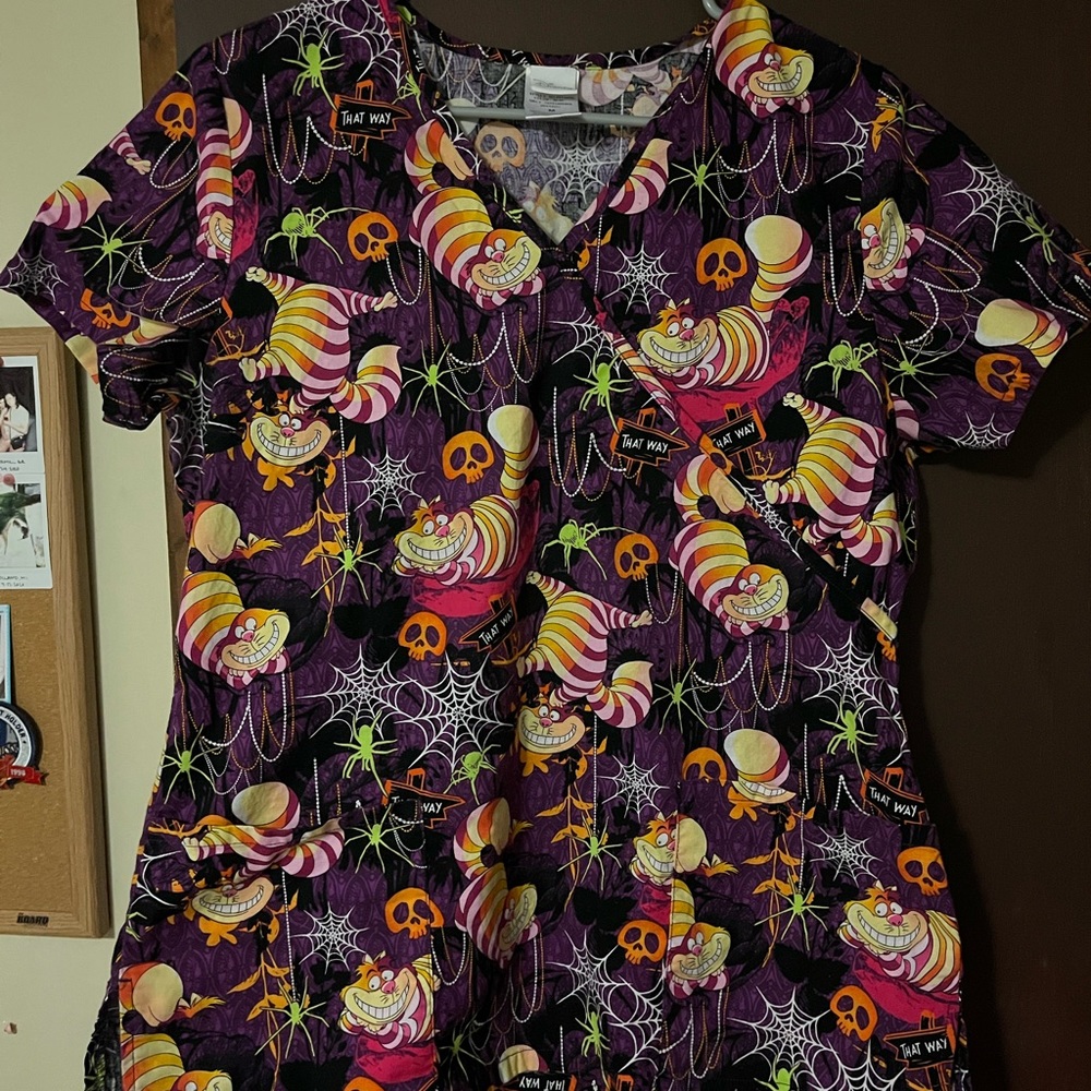 Cherokee Cheshire Cat Halloween scrub top